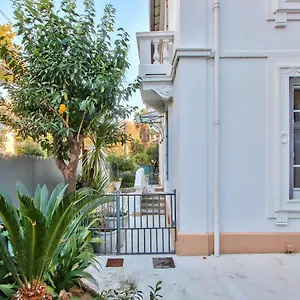 villa-angelus.fr-provencehotel.com/